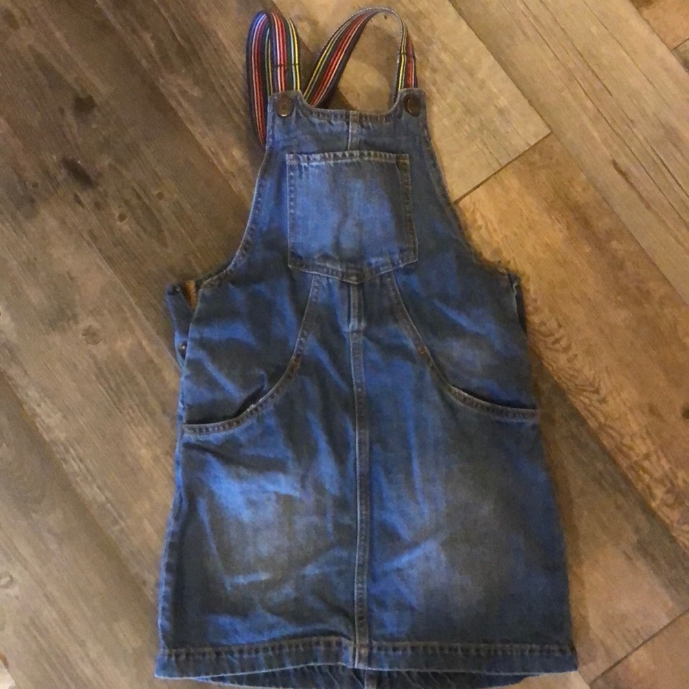 Girls medium GAP overall skirt. VGUC